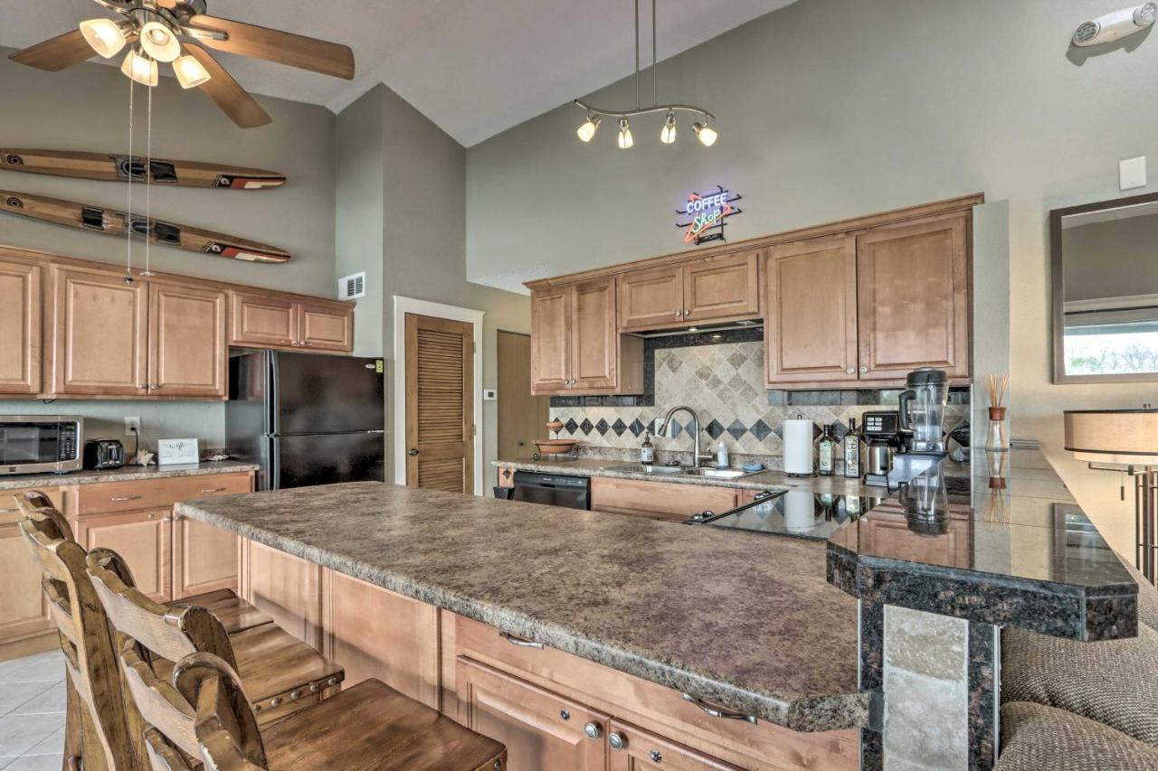 Osage Beach Condo With Lake Of The Ozarks Views Exterior foto